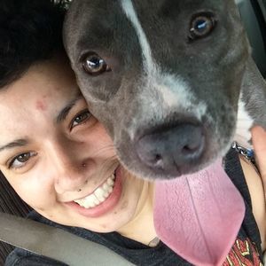 Meet your Posher, Dominique